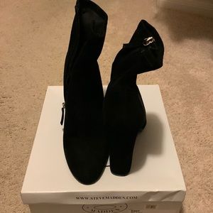 Starve Madden Black Ankle Boots. Barely worn excellent condition
